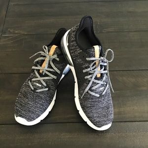 Womens Nike Air Max Sequent 3 Running Shoe Size 10